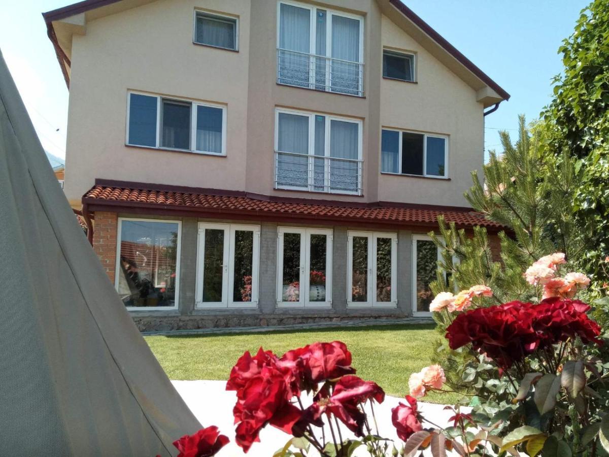 Yard House Trpejca Hotel Ohrid Exterior photo